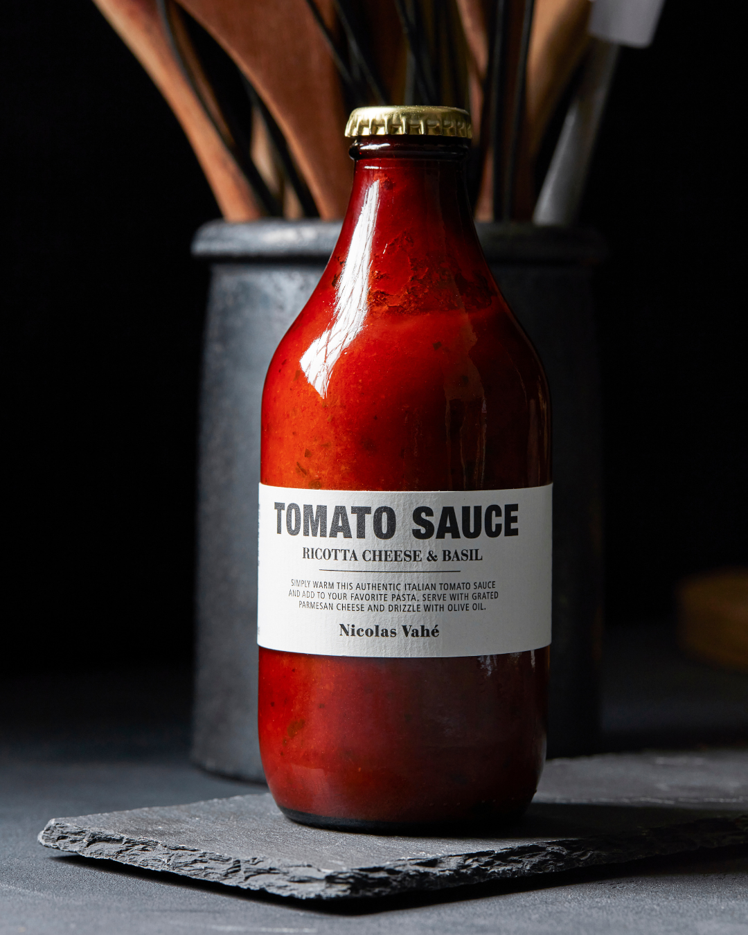 Tomato Sauce, Ricotta Cheese and Basil - 330ml