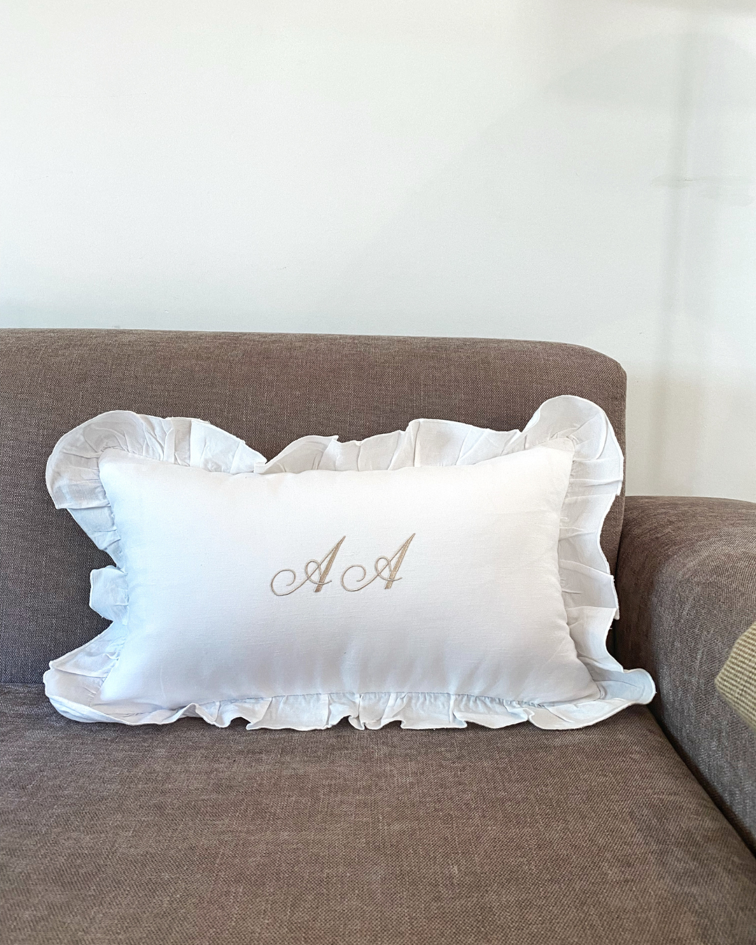 Customizable Ruffle Cushion Cover