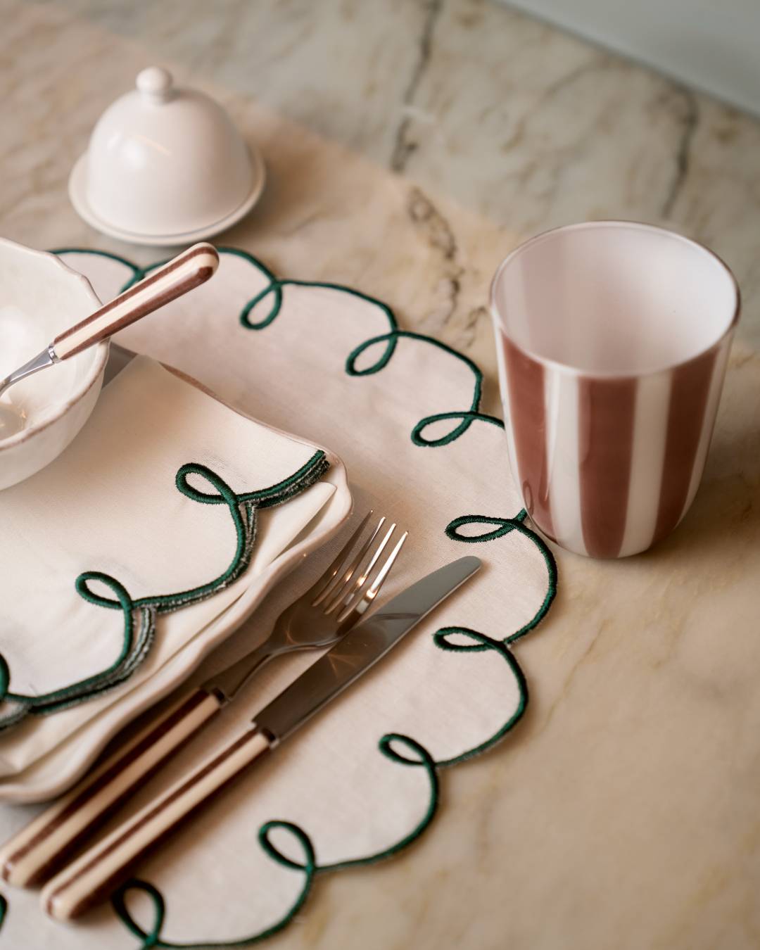 Lisbon Napkin, White with Green